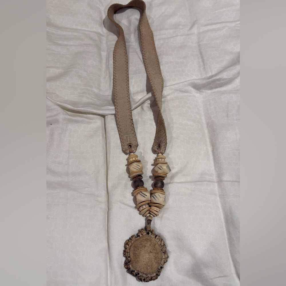 Twine & Twig Handcrafted Beige and Brown Necklace